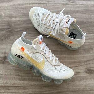 Size 6.5 Men’s/ 8 Women’s - Nike Off-White x Air VaporMax White